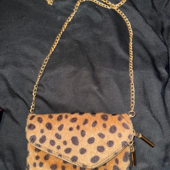 Handbags - Leopard Print Chain Strap Bag